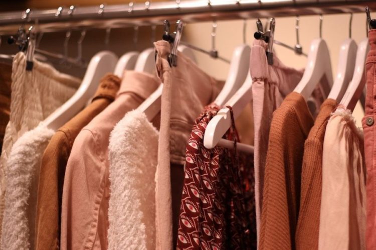 Original yarn Acquisition Aprenda home mesmo: Como vender roupas no atacado pelo Instagram